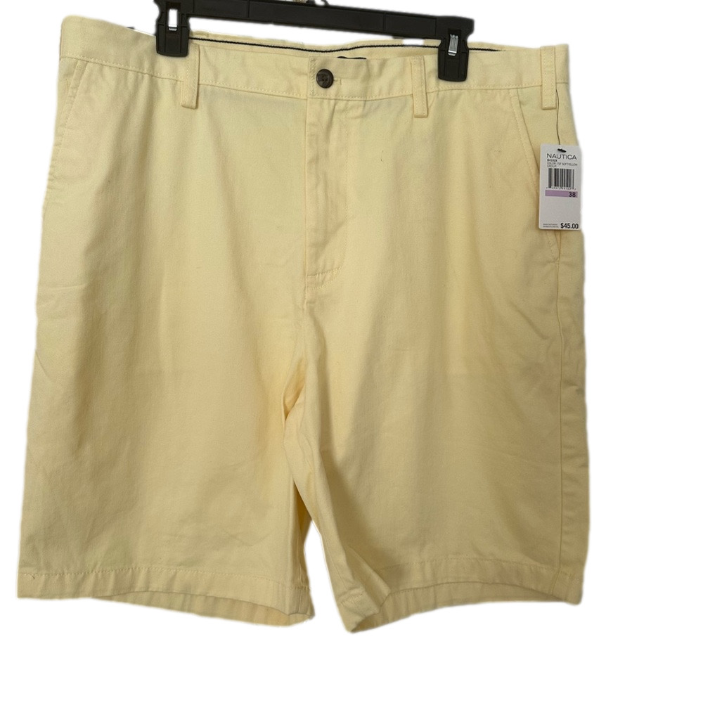 Nautica Men's True Khaki Soft Yellow Flat Front Shorts with 4 Pockets NWT